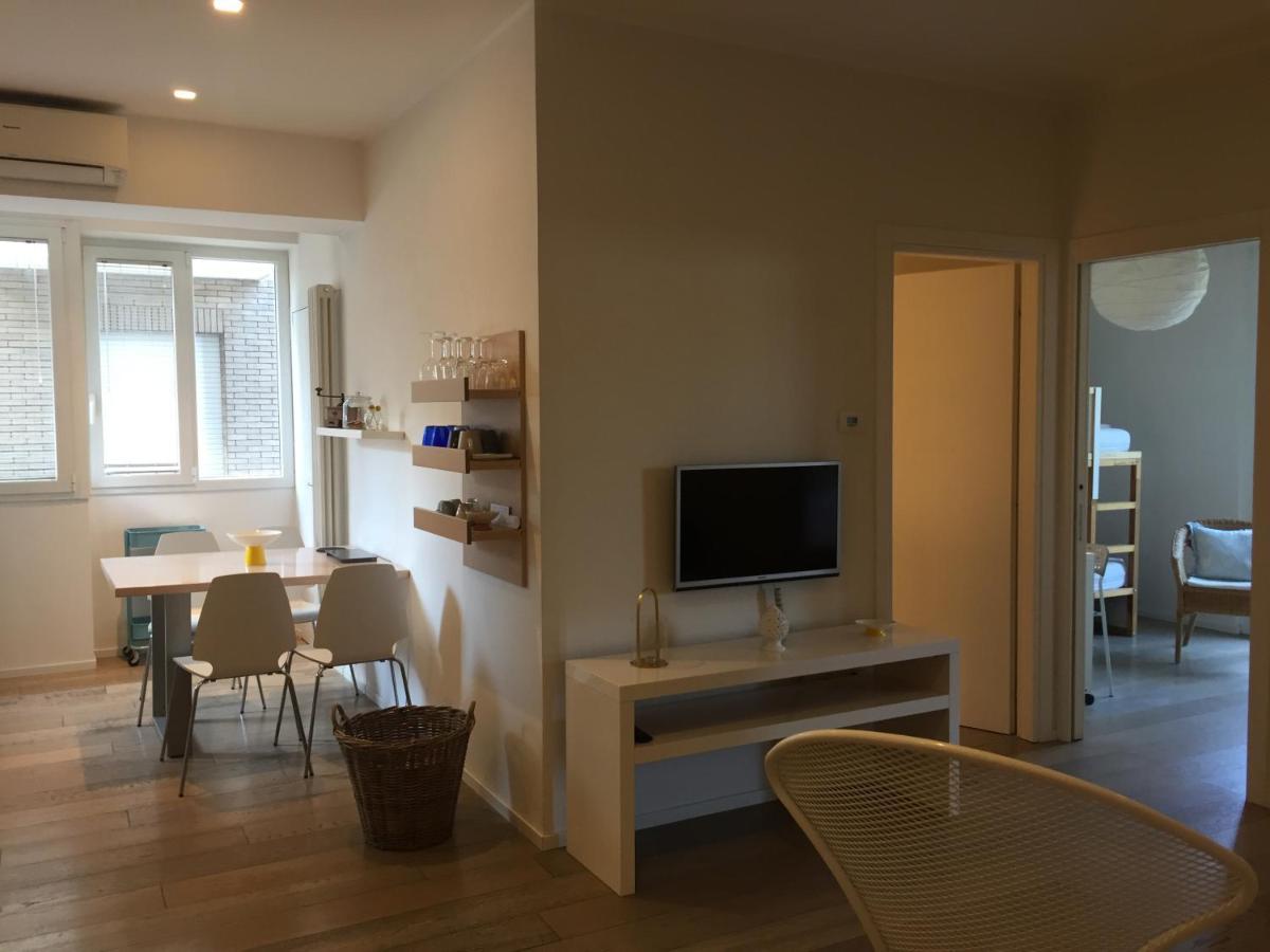 Suite Mare Centro Pesaro Buitenkant foto